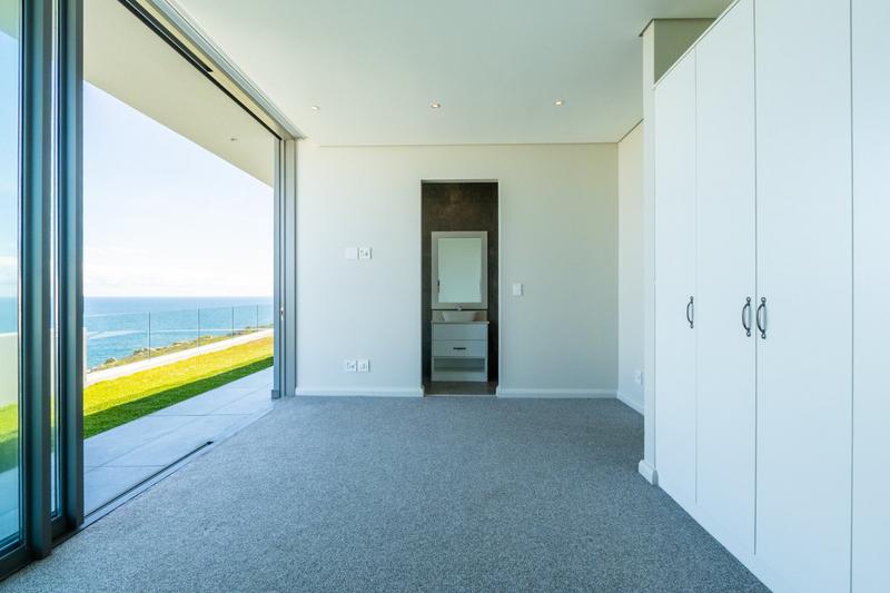 5 Bedroom Property for Sale in Pinnacle Point Golf Estate Western Cape